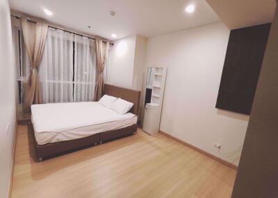 1 bed Condo in Supalai Riva Grande Yan Nawa District C019376