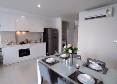 2 bed Condo in Rhythm Sukhumvit 42 Phra Khanong Sub District C019375