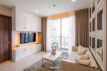 2 bed Condo in Menam Residences Wat Phraya Krai Sub District C019365