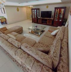 4 bed Condo in Saichol Mansion Khlong San District C019345