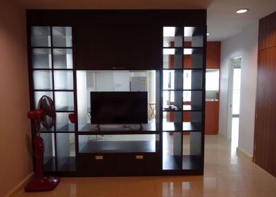 3 bed Condo in Aree Place Phahonyothin Phayathai District C019334