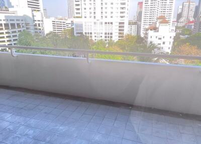 4 bed Condo in Tower Park Khlong Toei Nuea Sub District C019303