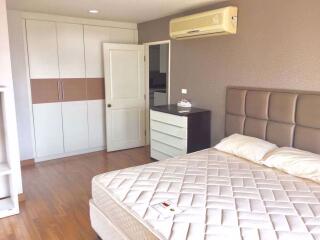 2 bed Condo in Serene Place Sukhumvit 24 Khlongtan Sub District C019302