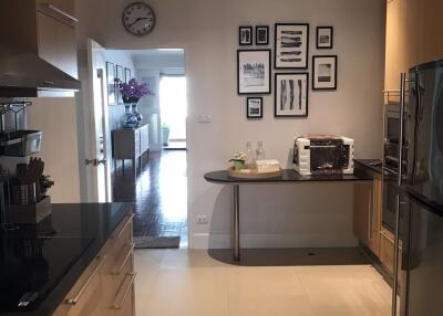 3 bed Condo in Tower Park Khlong Toei Nuea Sub District C019288