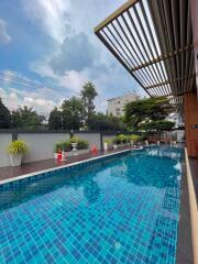 2 bed Condo in Villa Sikhara Khlong Tan Nuea Sub District C019285