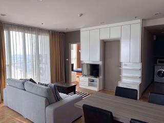 1 bed Condo in Le Luk Phrakhanongnuea Sub District C019274