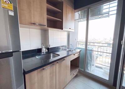 2 bed Condo in Hive Sathorn Khlong Ton Sai Sub District C019253