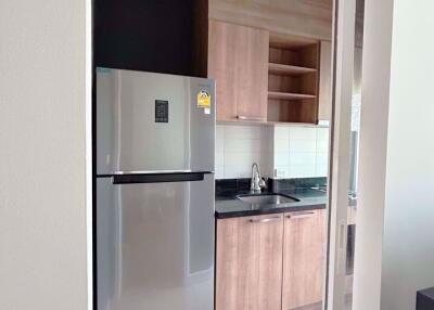 2 bed Condo in Hive Sathorn Khlong Ton Sai Sub District C019253