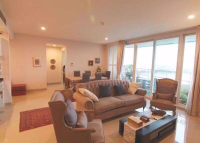 3 bed Condo in Watermark Chaophraya Khlong Ton Sai Sub District C019245