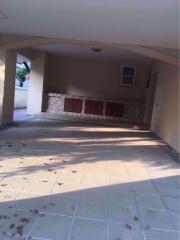 4 bed House Latkrabang Sub District H019243