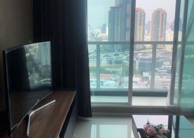 1 bed Condo in Menam Residences Wat Phraya Krai Sub District C019239