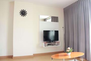 2 bed Condo in Life @ Sukhumvit 67 Phrakhanongnuea Sub District C019237