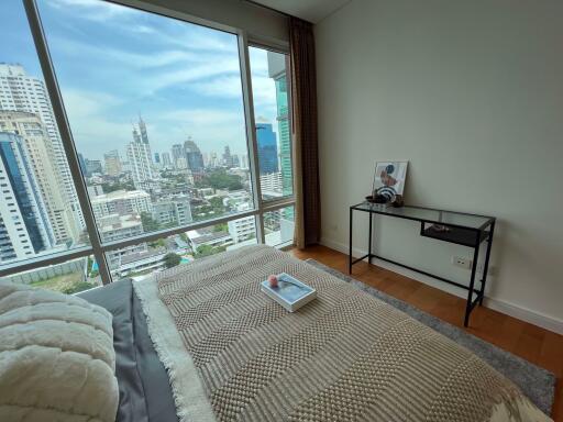 2 bed Condo in Fullerton Sukhumvit Khlongtoei Sub District C019230