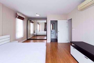 2 bed Condo in Condo One X Sukhumvit 26 Khlongtan Sub District C019221