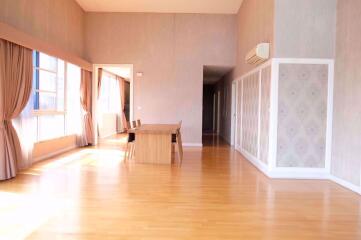 3 bed Penthouse in The Fine @ River Banglamphulang Sub District P019216