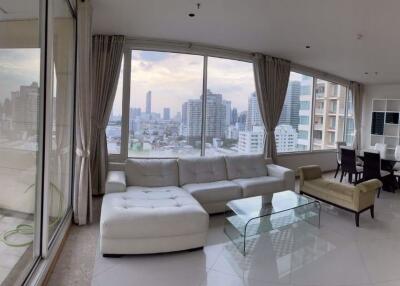 2 bed Condo in The Empire Place Yan Nawa Sub District C019211