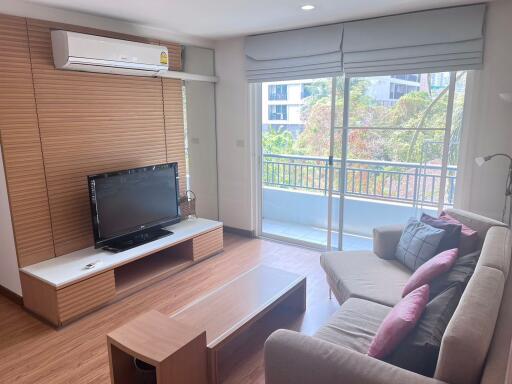 2 bed Condo in The Bangkok Sukhumvit 61 Khlong Tan Nuea Sub District C019190