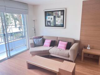 2 bed Condo in The Bangkok Sukhumvit 61 Khlong Tan Nuea Sub District C019190