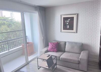 2 bed Condo in The Bangkok Sukhumvit 61 Khlong Tan Nuea Sub District C019189