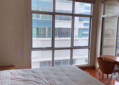 2 bed Condo in Grand Langsuan Lumphini Sub District C019186