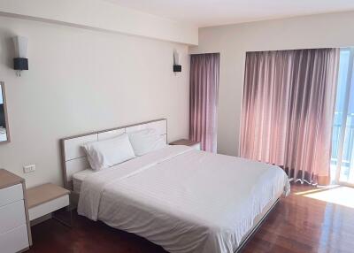 2 bed Condo in Baan Sukhumvit 14 Khlongtoei District C019181