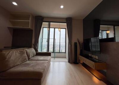 2 bed Condo in Ideo Mobi Sukhumvit Bangchak Sub District C019175