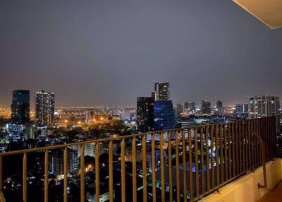 1 bed Condo in The Icon III Khlong Tan Nuea Sub District C019169