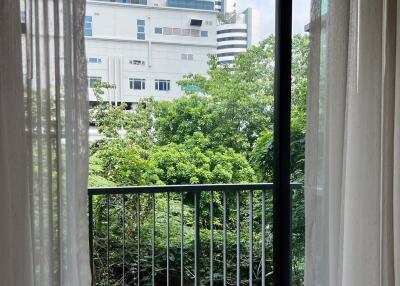 1 bed Condo in Focus Ploenchit Khlong Tan Nuea Sub District C019165