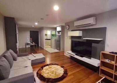 3 bed Condo in Belle Grand Rama 9 Huai Khwang Sub District C019162