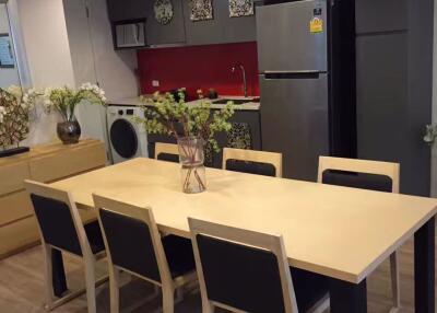 2 bed Condo in Siamese Surawong Si Phraya Sub District C019159