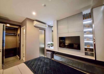 2 bed Condo in The Room Sathorn-St.Louis Thung Wat Don Sub District C019143