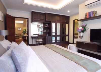 2 bed Condo in Ploenruedee Residence Pathum Wan District C019131