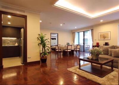 2 bed Condo in Ploenruedee Residence Pathum Wan District C019131