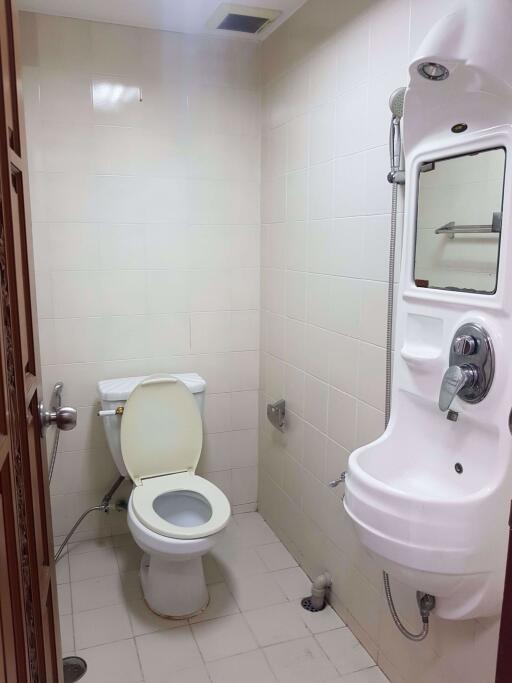 2 ห้องนอน, 3 ห้องน้ำ คอนโด ราคา ฿ 21,500,000
