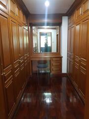 2 bed Condo in Regent on the Park 1 Khlongtan Sub District C019123