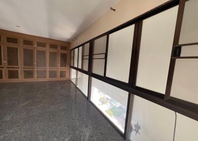 3 bed Duplex in Regent on the Park 1 Khlongtan Sub District D019121