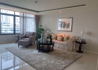 3 bed Condo in Romsai Residence Khlong Tan Nuea Sub District C019081