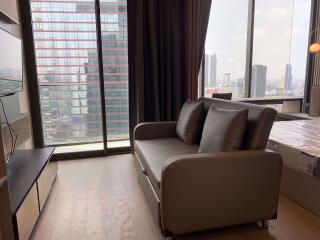 1 bed Condo in Ashton Silom Suriyawong Sub District C019068