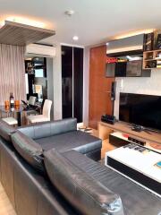 2 bed Condo in The Raffles Huai Khwang District C019054