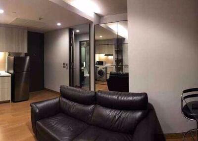 1 bed Condo in The Lumpini 24 Khlongtan Sub District C019045