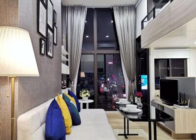 1 bed Duplex in Chewathai Residence Asoke Makkasan Sub District D019037