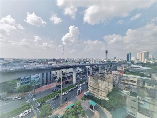 2 bed Condo in The President Sathorn-Ratchaphruek Pakkhlongphasicharoen Sub District C019035