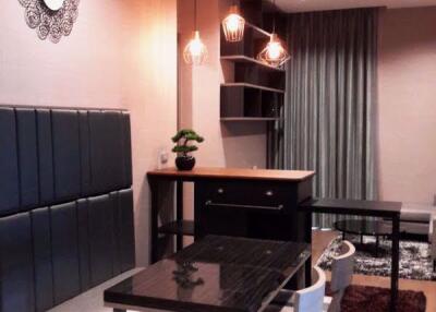 3 bed Condo in The Diplomat Sathorn Silom Sub District C019018