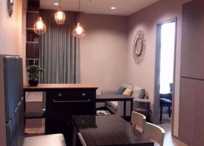 3 bed Condo in The Diplomat Sathorn Silom Sub District C019018