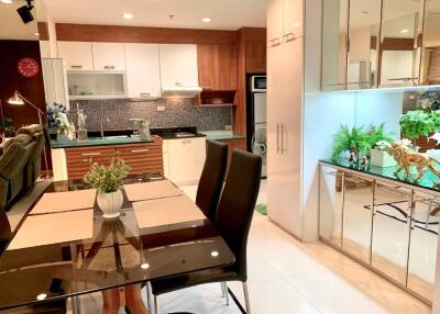 2 bed Condo in Sukhumvit Living Town Khlong Toei Nuea Sub District C019016