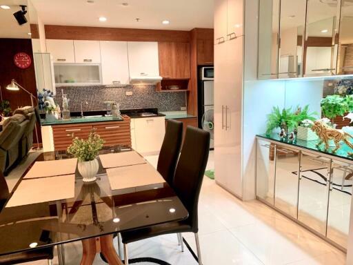 2 bed Condo in Sukhumvit Living Town Khlong Toei Nuea Sub District C019016