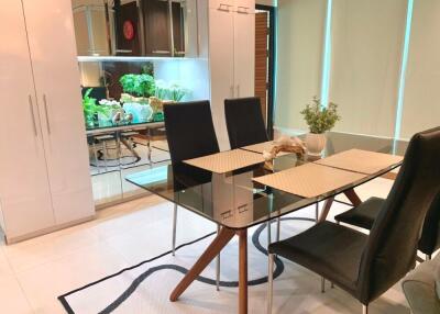 2 bed Condo in Sukhumvit Living Town Khlong Toei Nuea Sub District C019016