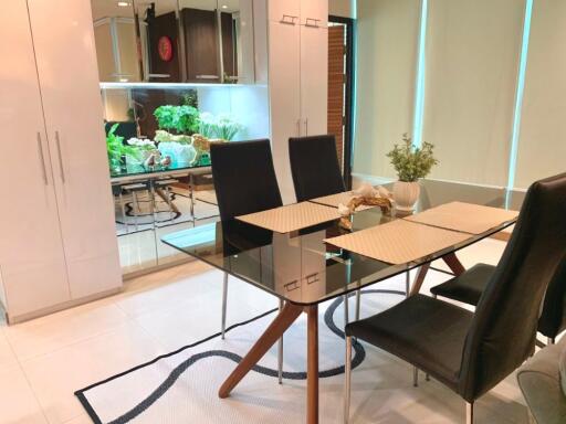 2 bed Condo in Sukhumvit Living Town Khlong Toei Nuea Sub District C019016