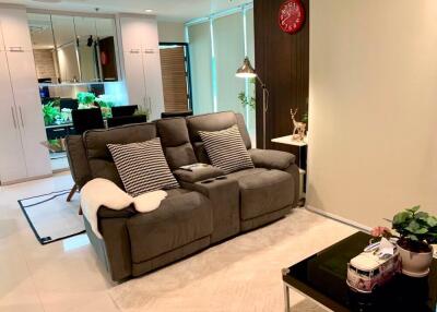 2 bed Condo in Sukhumvit Living Town Khlong Toei Nuea Sub District C019016