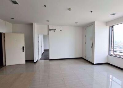 2 bed Condo in Vantage Ratchavipa Latyao Sub District C019014